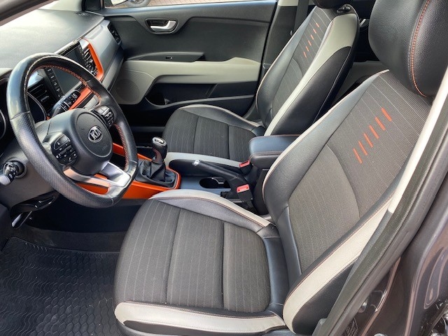 Kia Stonic Spirit Navi Soundsystem LED Apple CarPlay Android Auto Klimaautom DAB SHZ LenkradHZG-4