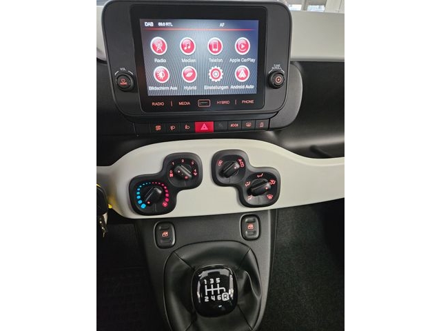 Fiat Panda 1.0 Pandina Cross-digitales Cockpit Apple CarPlay Android Auto DAB Spurhalteass.-16