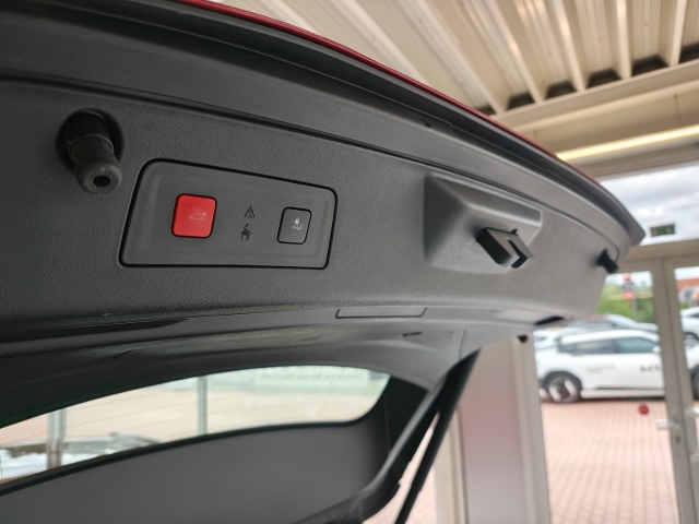 Peugeot 508 SW PureTech 180 1.6 ALLURE Navi Digitales Cockpit LED ACC El. Heckklappe 2-Zonen-Klimaautom-13